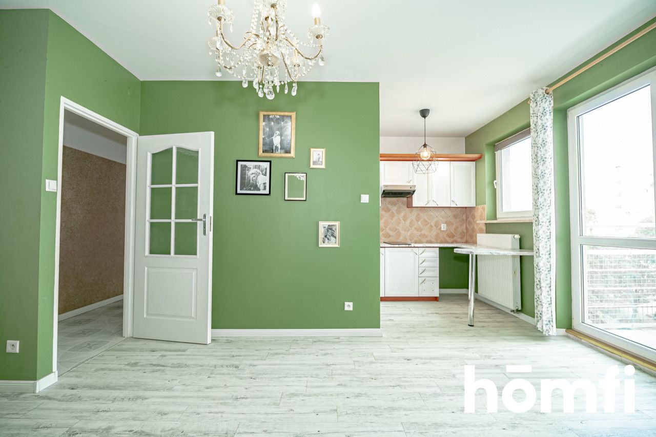 Rozkładowe dwa pokoje 5 minut od metra - Mieszkanie - Sprzedaż - Warszawa, Bielany