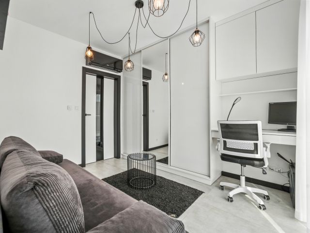 READY 3-ROOM, SUNNY APARTMENT - Квартира - Продаж - Gliwice, Trynek