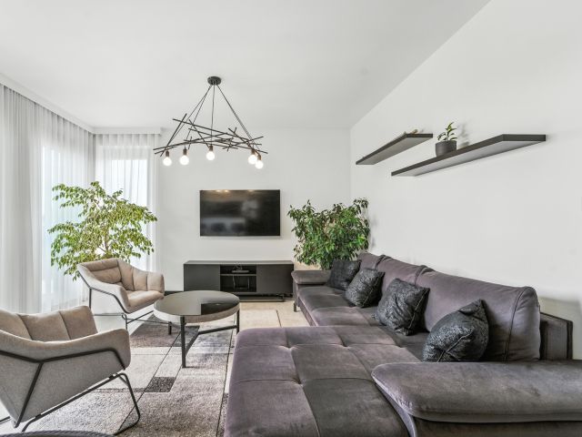 READY 3-ROOM, SUNNY APARTMENT - Квартира - Продаж - Gliwice, Trynek