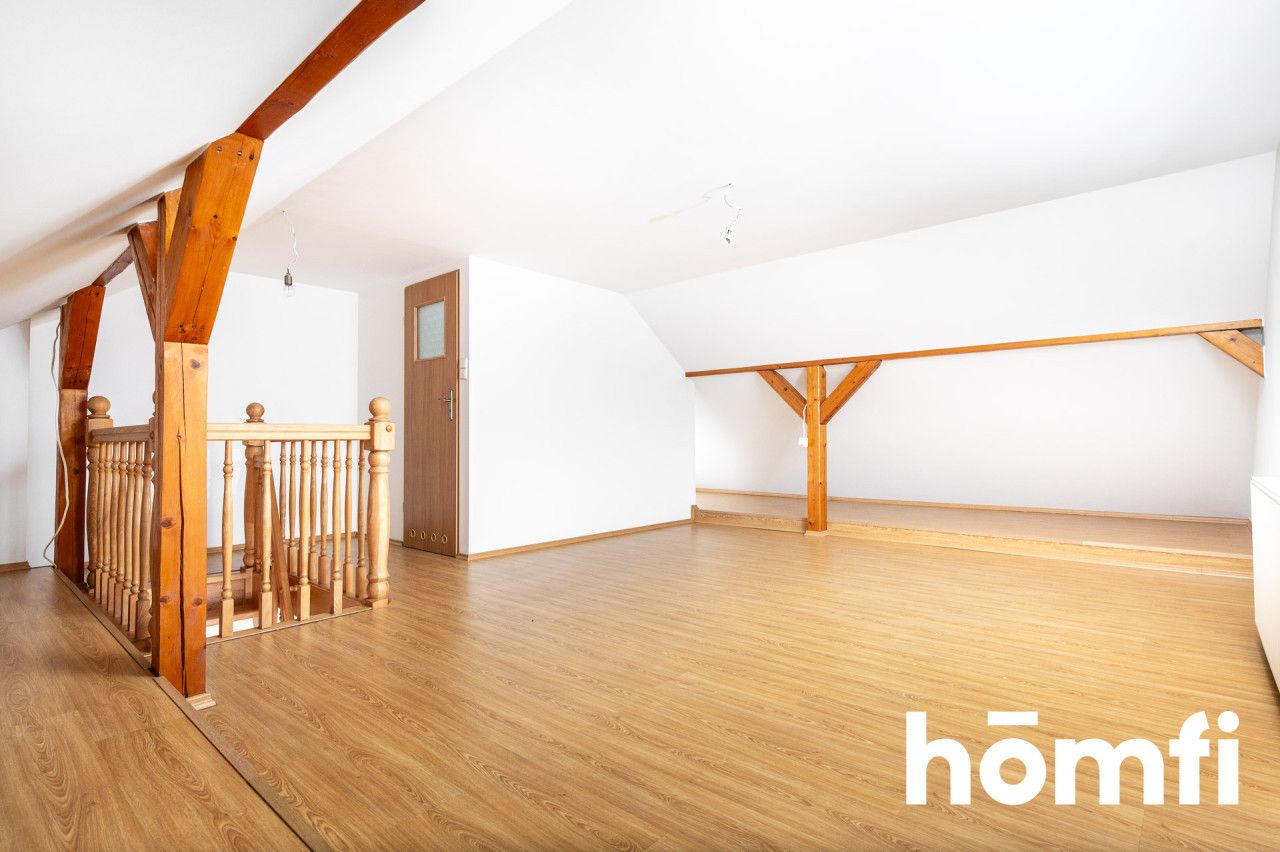 Semi-detached house in Zielonki with three bedrooms, a basement and a garage with an additional apartment - House - Sale - Krakowski, Zielonki