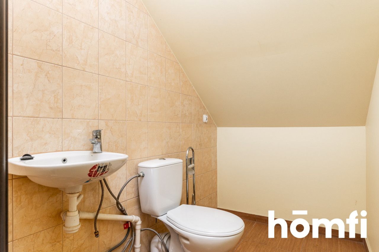 Semi-detached house in Zielonki with three bedrooms, a basement and a garage with an additional apartment - House - Sale - Krakowski, Zielonki