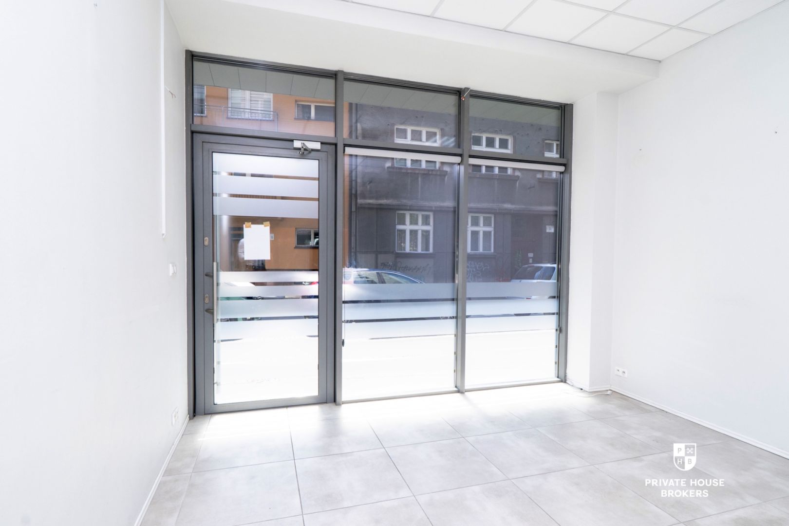 Retail space for rent 51 sqm - Commercial premises - Rent - Kraków, Podgórze