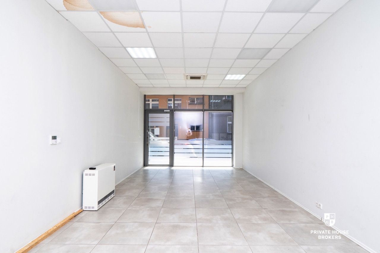 Retail space for rent 51 sqm - Commercial premises - Rent - Kraków, Podgórze