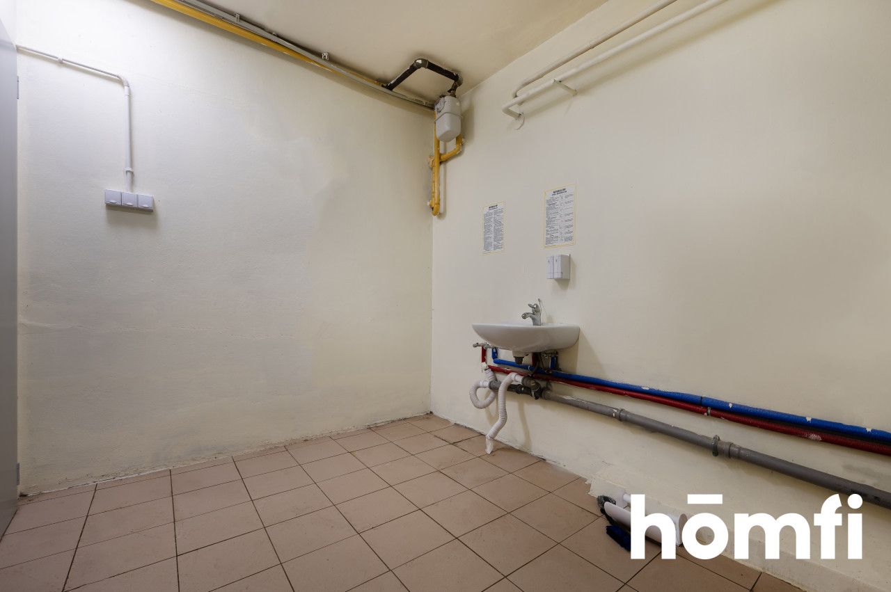 Przestronny obiekt z lokalami pod wynajem Ksawerów - Lokal użytkowy - Sprzedaż - Pabianicki, Ksawerów