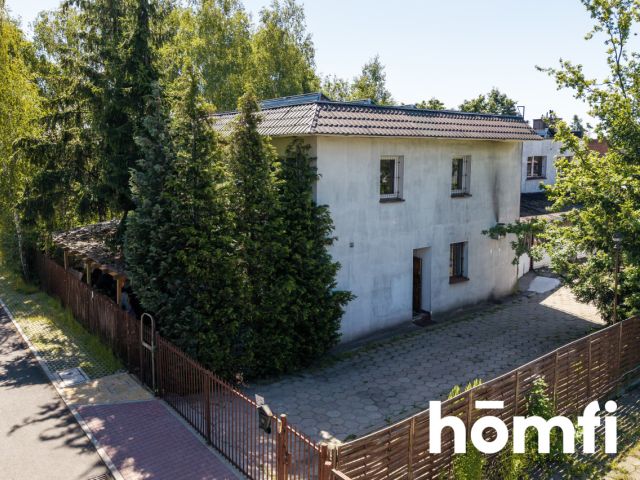A spacious facility with premises for rent in Ksawerów - Комерційне приміщення - Продаж - Pabianicki, Ksawerów