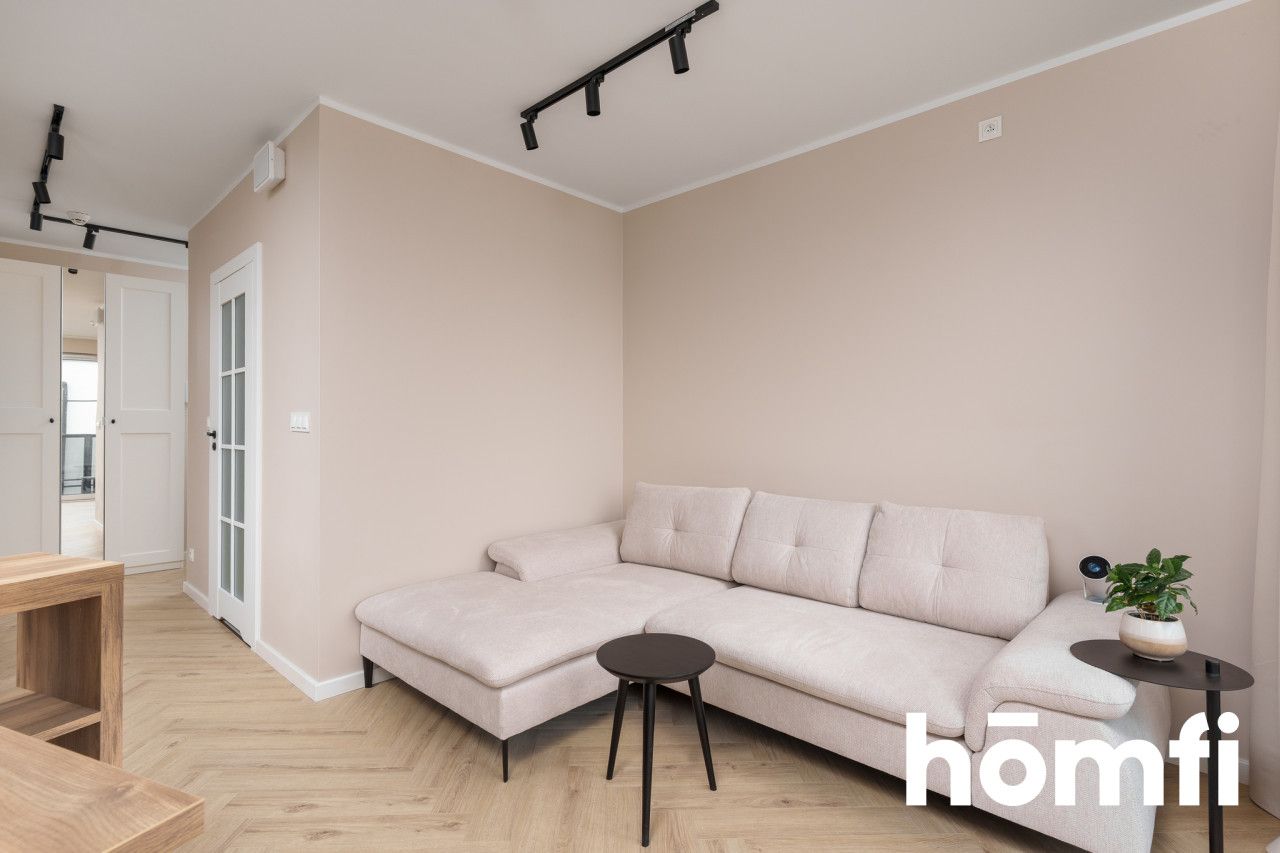 Cozy 2-room apartment with river view - Portovo - Apartment - Rent - Gdańsk, Śródmieście