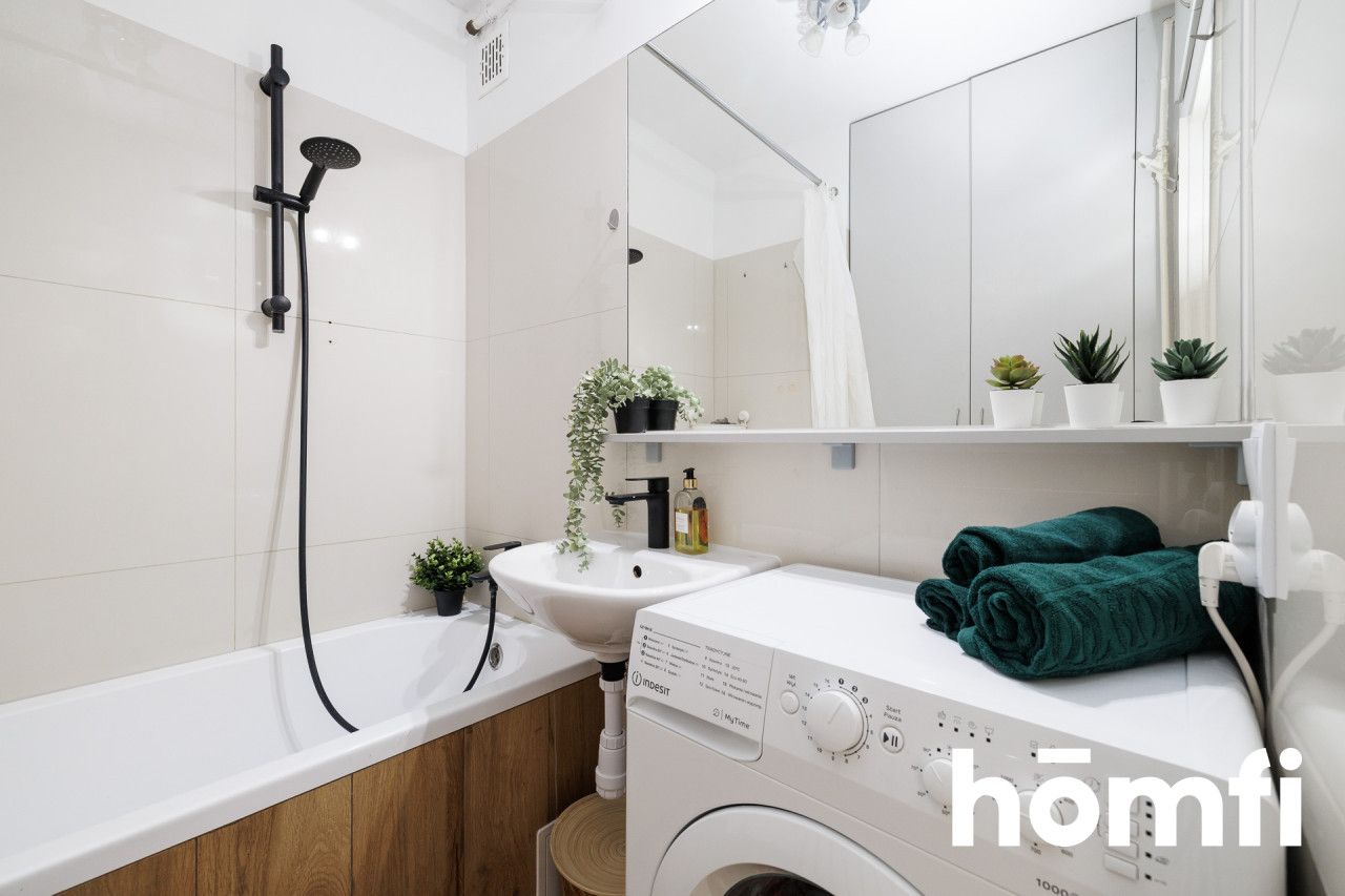 Move-in ready 3-room apartment with air conditioning, balcony, and open view – Prądnik Czerwony - Квартира - Продаж - Kraków, Śródmieście / Prądnik Czerwony