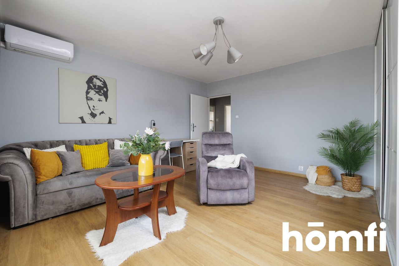 Move-in ready 3-room apartment with air conditioning, balcony, and open view – Prądnik Czerwony - Квартира - Продаж - Kraków, Śródmieście / Prądnik Czerwony