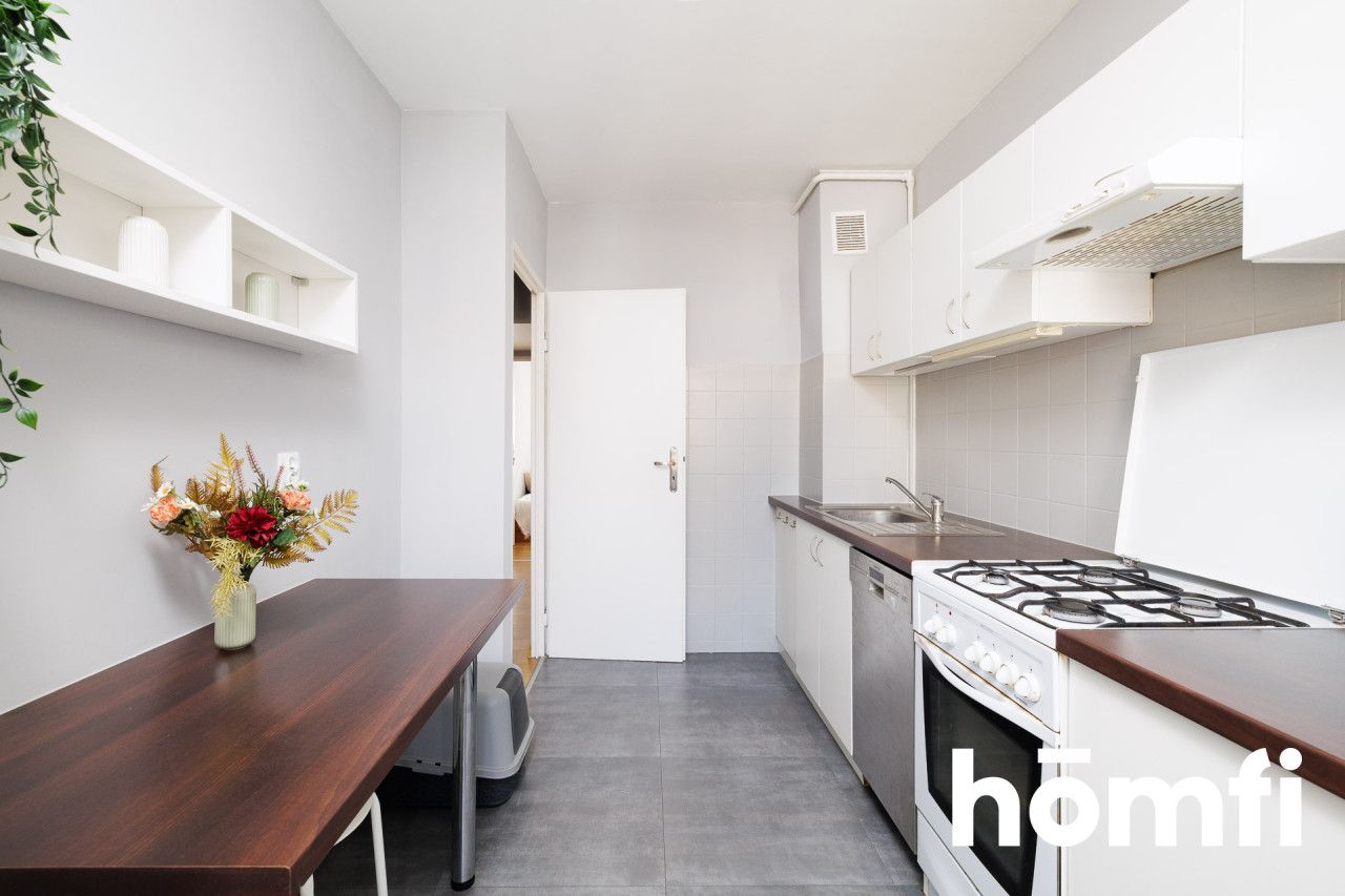 Move-in ready 3-room apartment with air conditioning, balcony, and open view – Prądnik Czerwony - Квартира - Продаж - Kraków, Śródmieście / Prądnik Czerwony