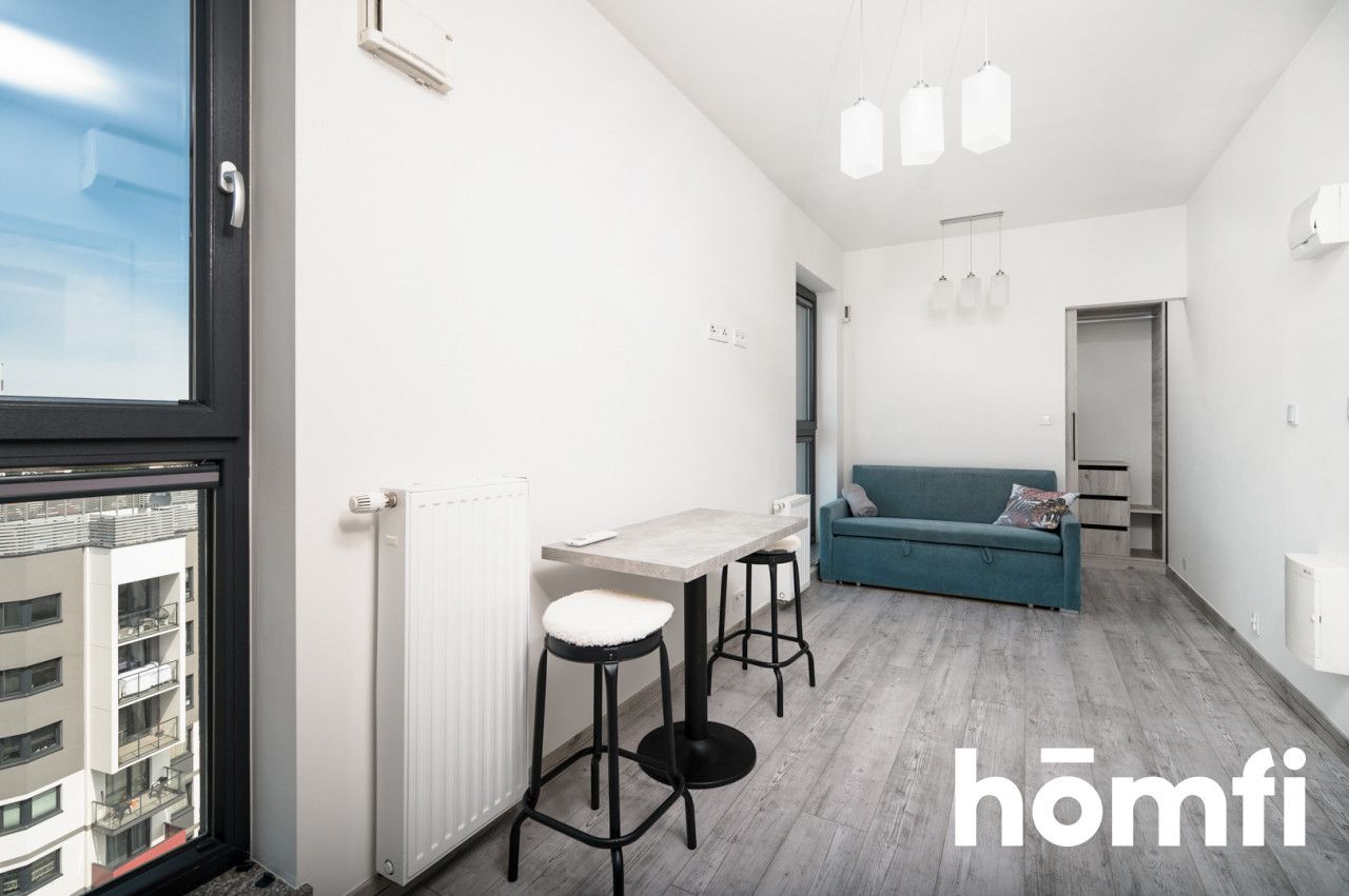 AIR CONDITIONED STUDIO APARTMENT WITH A VIEW ON THE KRAKOW SKYLINE ┃ UL. MOGILSKA 120B ┃ CITY CENTER ┃ PARKING - Apartment - Rent - Kraków, Śródmieście