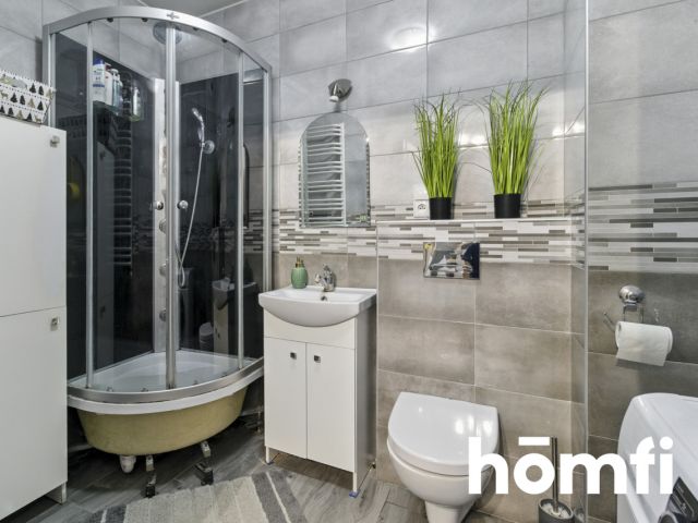 Comfortable apartment in an excellent location - Квартира - Продаж - Kielce, Baranówek