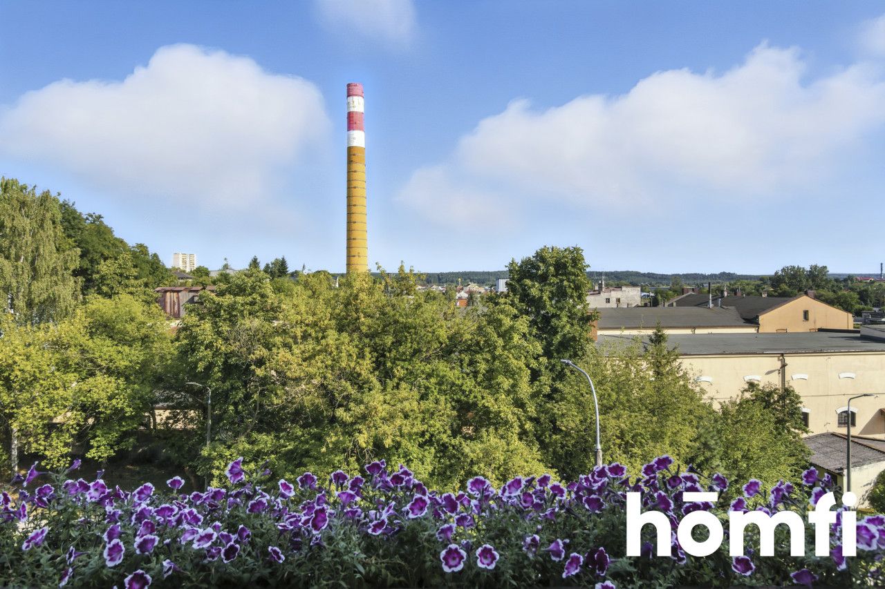 Perfectly Located Three-Bedroom Apartment - Квартира - Продаж - Starachowicki, Starachowice