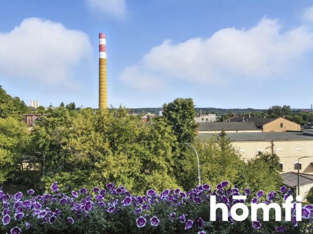 Perfectly Located Three-Bedroom Apartment - Apartment - Sale - Starachowicki, Starachowice