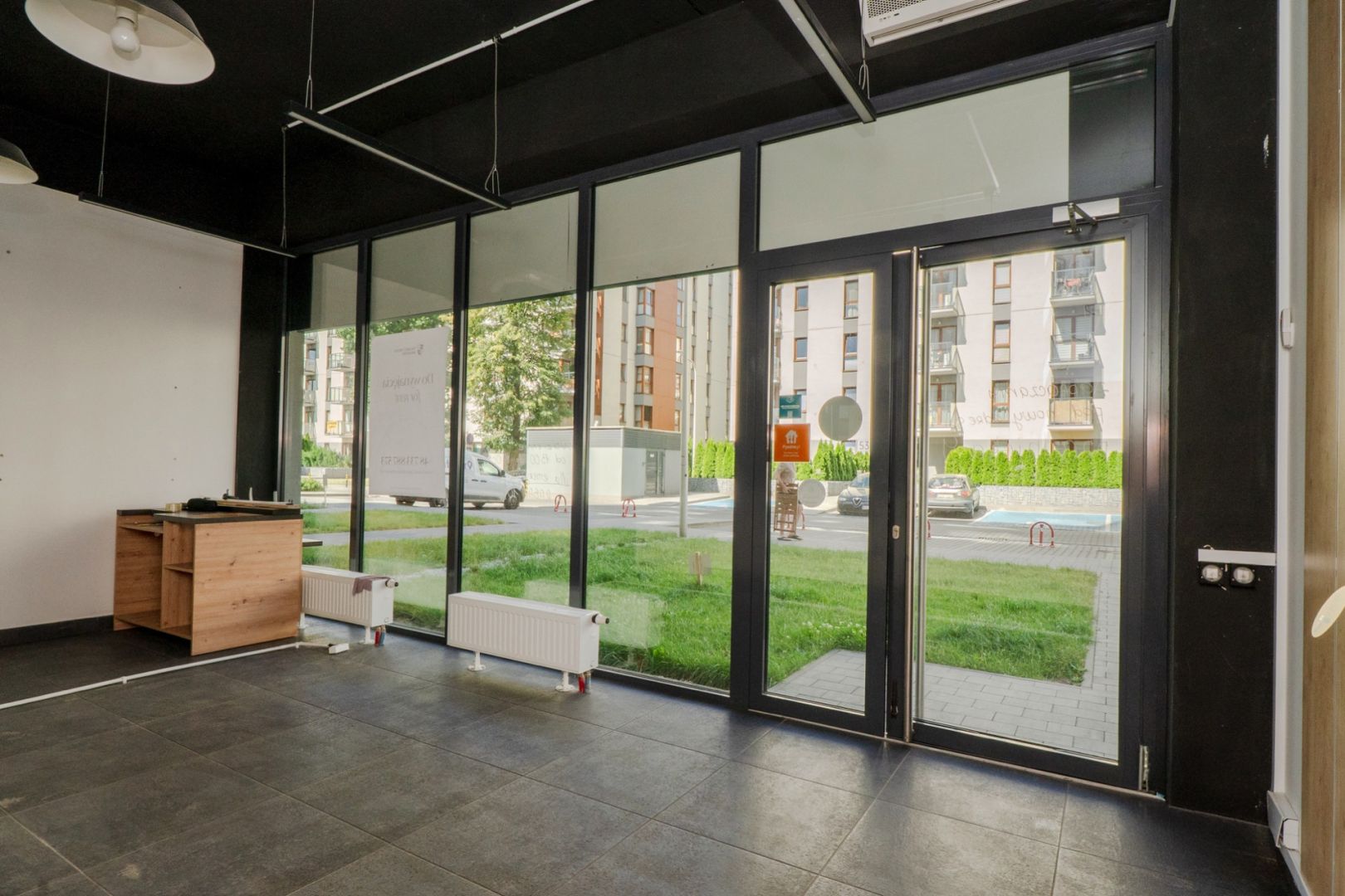 Narożny lokal handlowo- usługowy Wrocławska 148 mkw - Lokal użytkowy - Wynajem - Kraków, Krowodrza