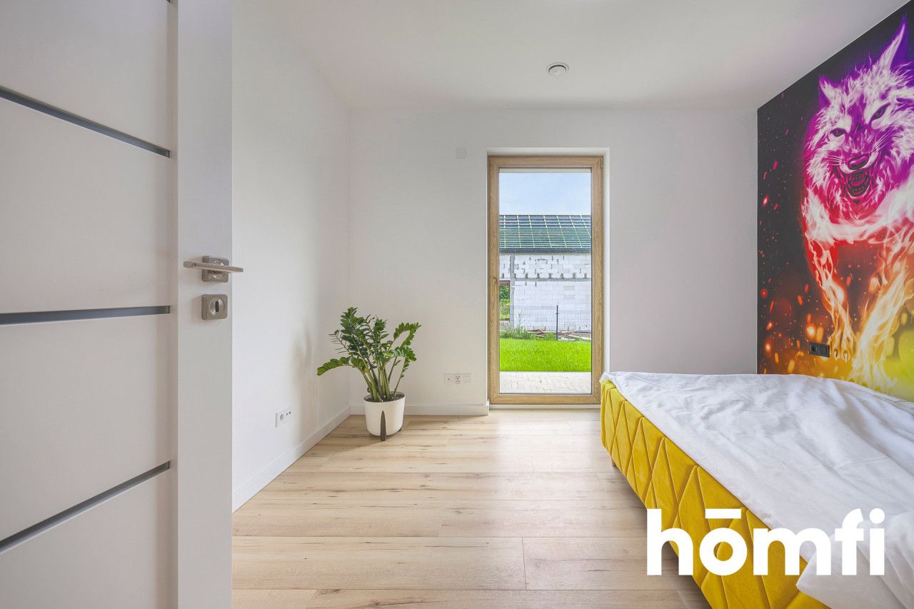 Pięknie położony parterowy dom, 2 km od granicy Rzeszowa. Garaż, klimatyzacja, rekuperacja, 6 pokoi (4 sypialnie i 2 salony) - Dom - Sprzedaż - Rzeszowski, Lubenia / Siedliska