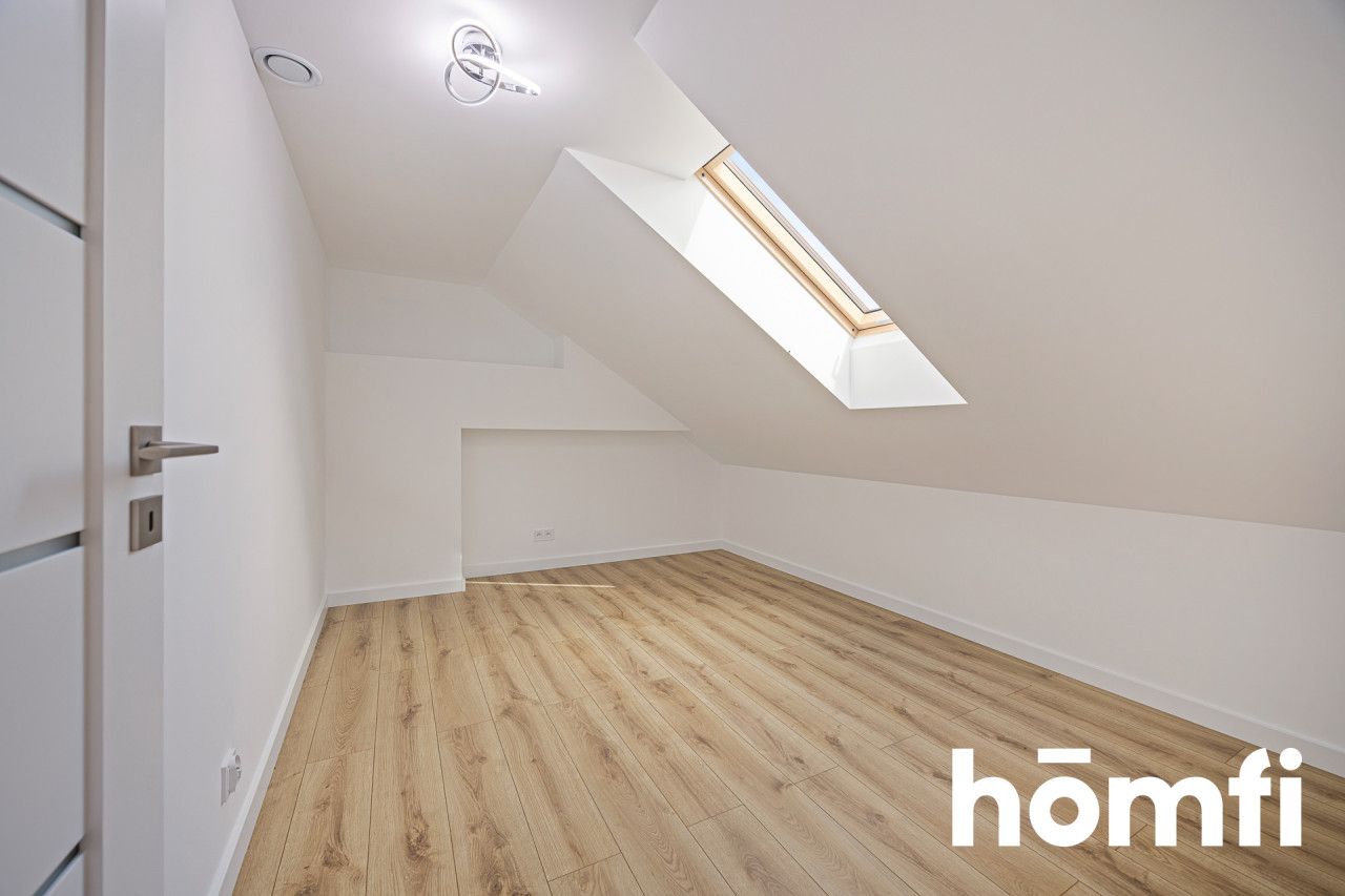 Pięknie położony parterowy dom, 2 km od granicy Rzeszowa. Garaż, klimatyzacja, rekuperacja, 6 pokoi (4 sypialnie i 2 salony) - Dom - Sprzedaż - Rzeszowski, Lubenia / Siedliska