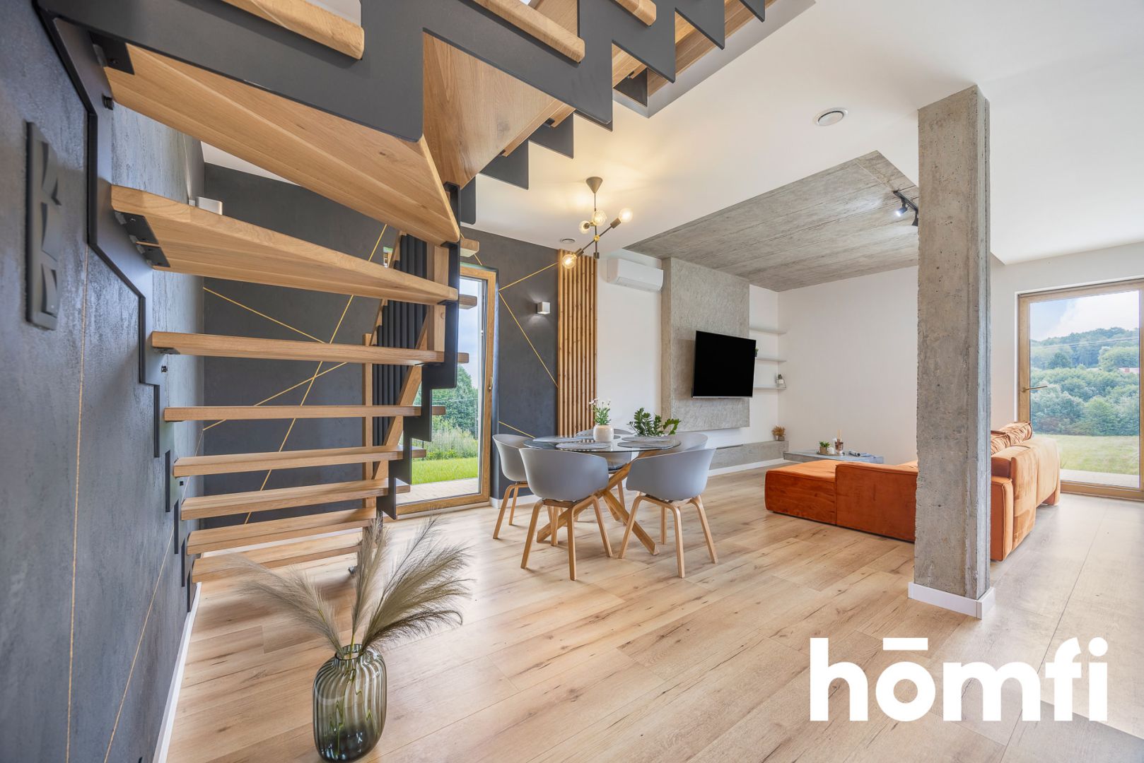 Pięknie położony parterowy dom, 2 km od granicy Rzeszowa. Garaż, klimatyzacja, rekuperacja, 6 pokoi (4 sypialnie i 2 salony) - Dom - Sprzedaż - Rzeszowski, Lubenia / Siedliska