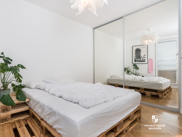 A spacious 50 m2 apartment with terrace - Apartment - Rent - Kraków, Nowa Huta / Czyżyny