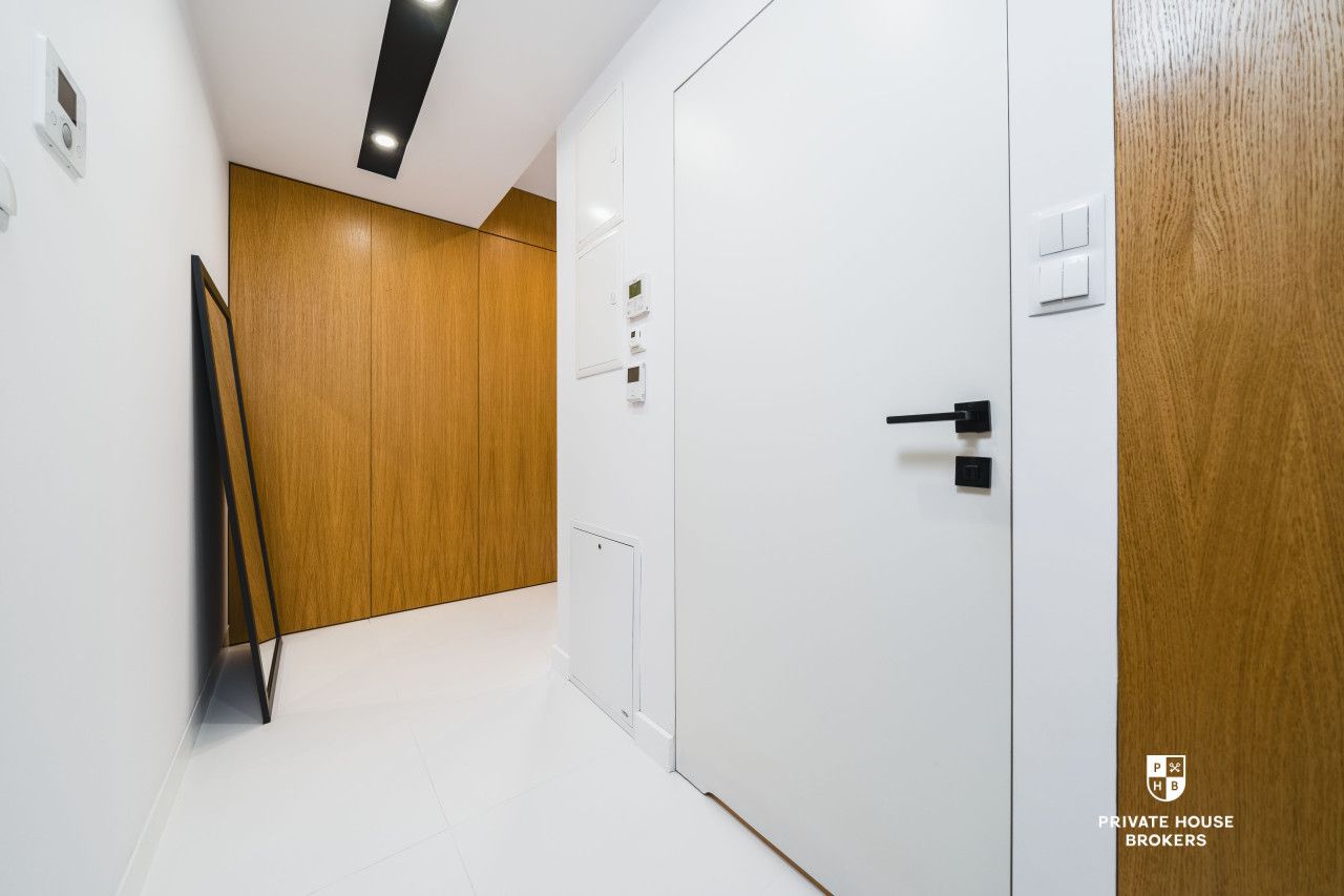 Air-conditioned 2-room 35m2 at Sukiennicza street - Angel Wawel - Apartment - Rent - Kraków, Śródmieście / Stare Miasto