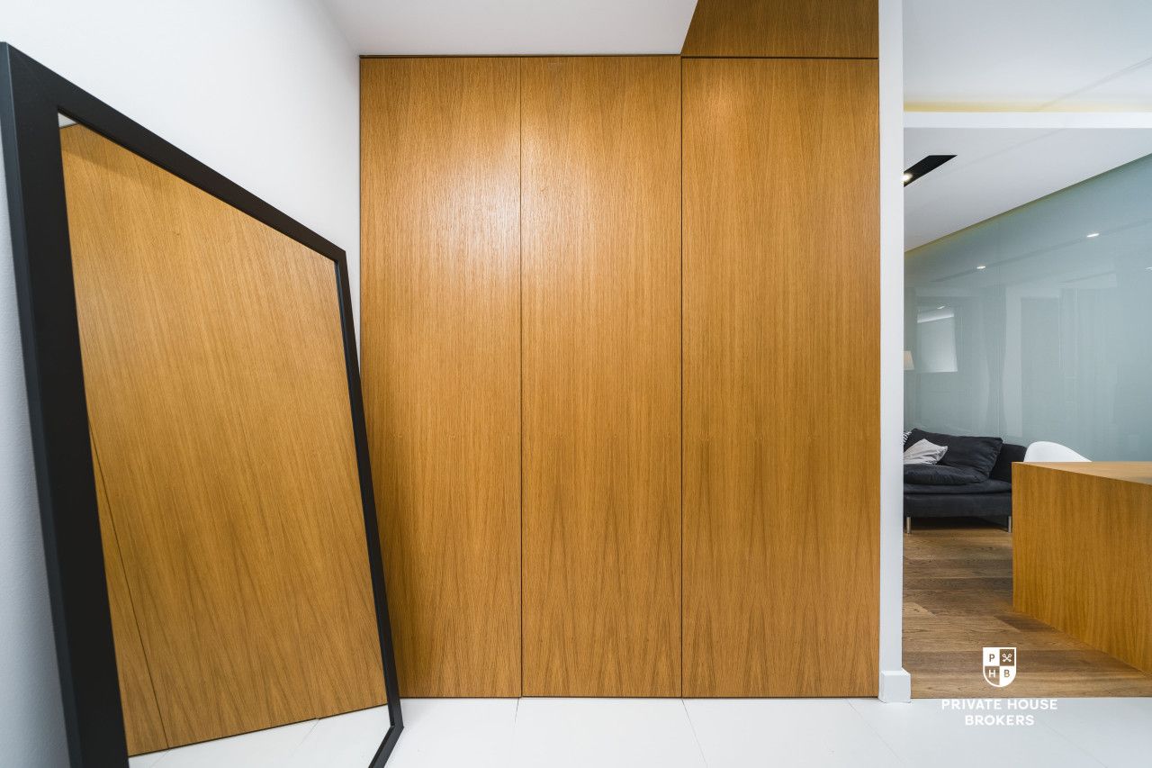 Air-conditioned 2-room 35m2 at Sukiennicza street - Angel Wawel - Apartment - Rent - Kraków, Śródmieście / Stare Miasto