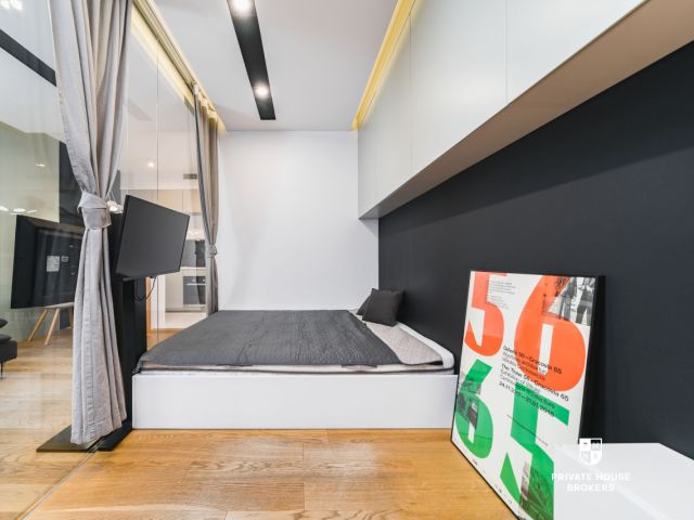Air-conditioned 2-room 35m2 at Sukiennicza street - Angel Wawel - Apartment - Rent - Kraków, Śródmieście / Stare Miasto