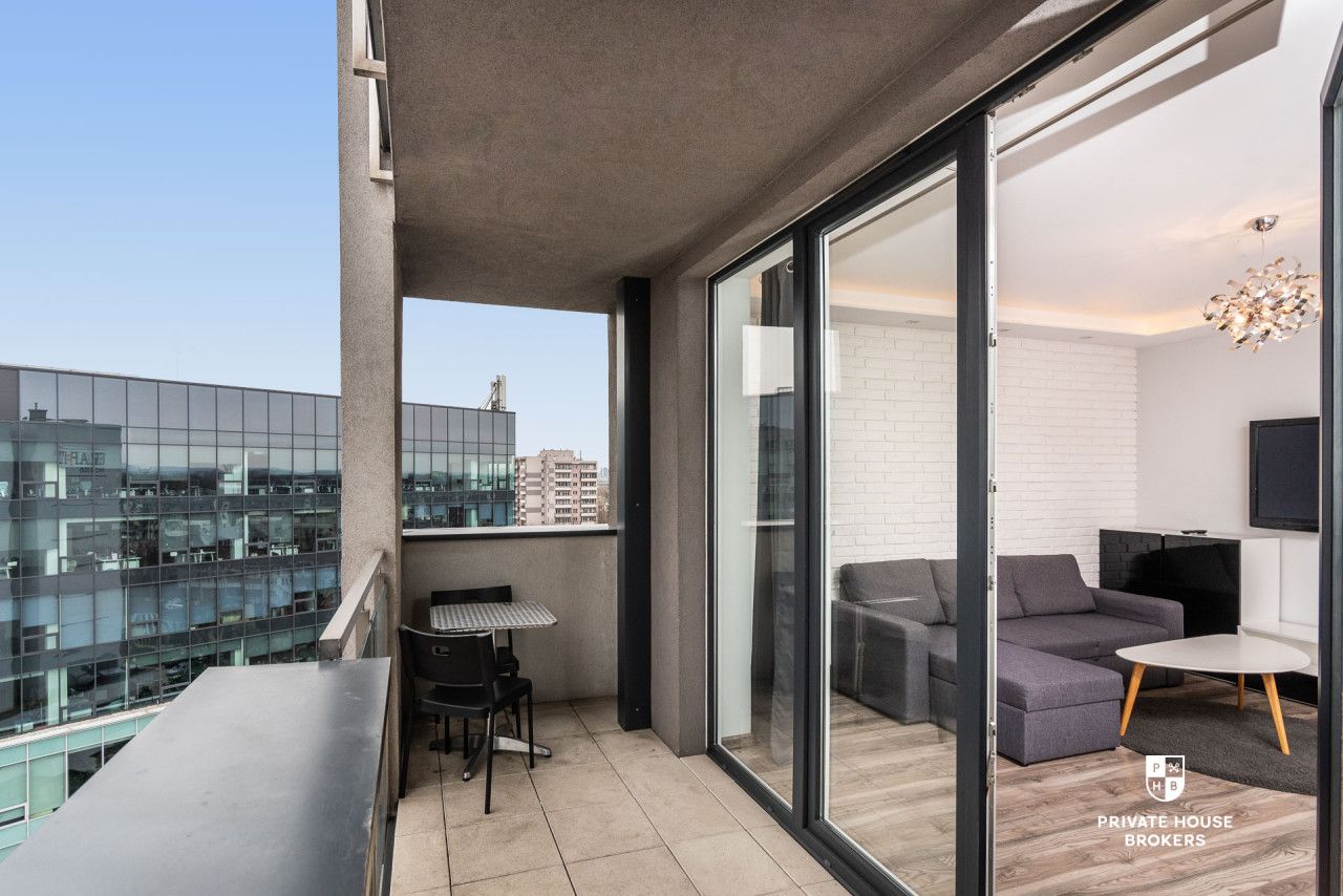 Air-conditioned and bright 48m² apartment - Graffit House - Apartment - Rent - Kraków, Śródmieście / Grzegórzki