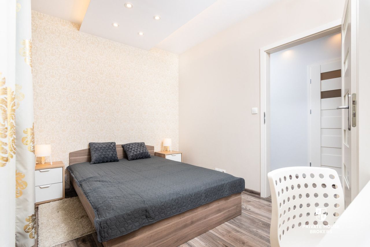 Air-conditioned and bright 48m² apartment - Graffit House - Apartment - Rent - Kraków, Śródmieście / Grzegórzki