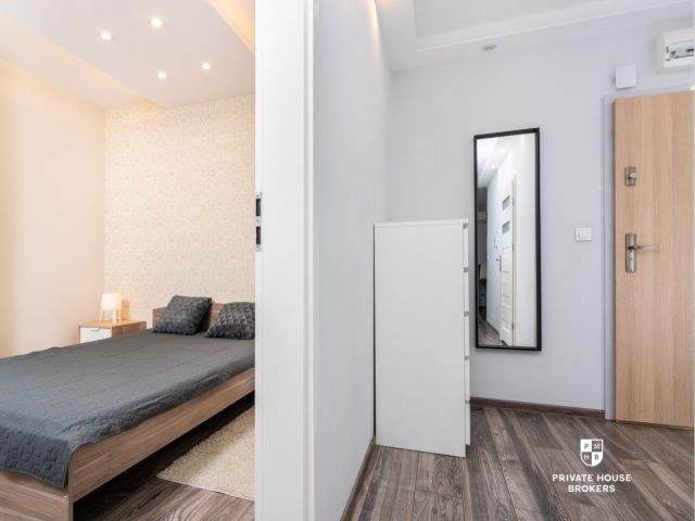 Air-conditioned and bright 48m² apartment - Graffit House - Apartment - Rent - Kraków, Śródmieście / Grzegórzki