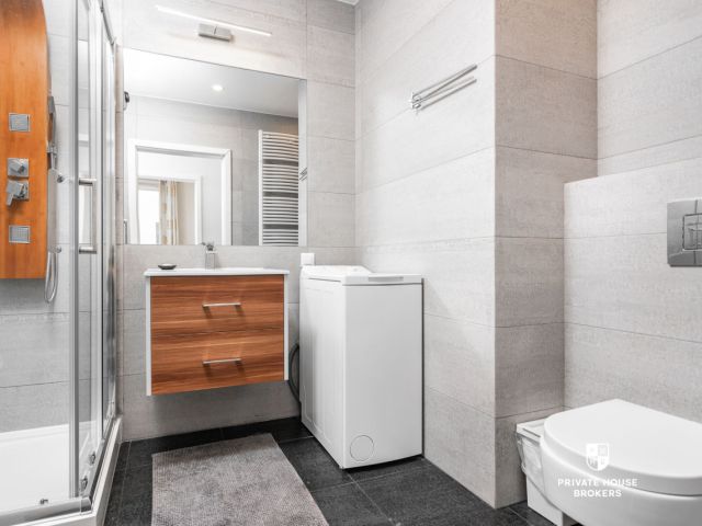 Air-conditioned and bright 48m² apartment - Graffit House - Apartment - Rent - Kraków, Śródmieście / Grzegórzki