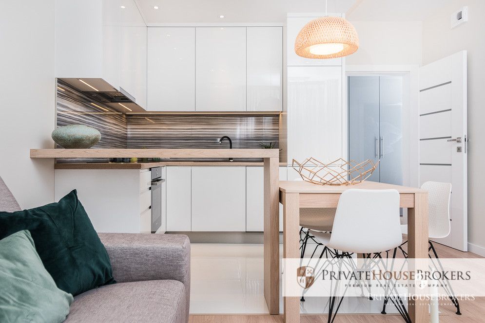 Finished apartment in an attractive location - Apartment - Rent - Kraków, Krowodrza / Salwator