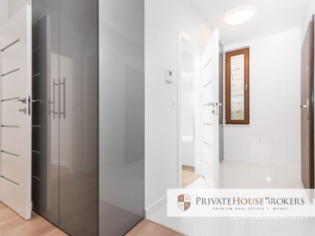 Finished apartment in an attractive location - Apartment - Rent - Kraków, Krowodrza / Salwator