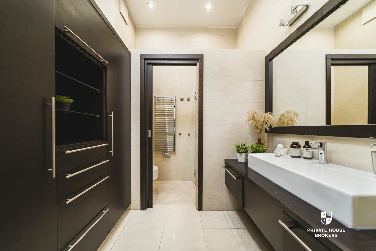 Prestiżowy apartament w samym sercu Krakowa, ul. Krupnicza - Mieszkanie - Wynajem - Kraków, Śródmieście / Stare Miasto