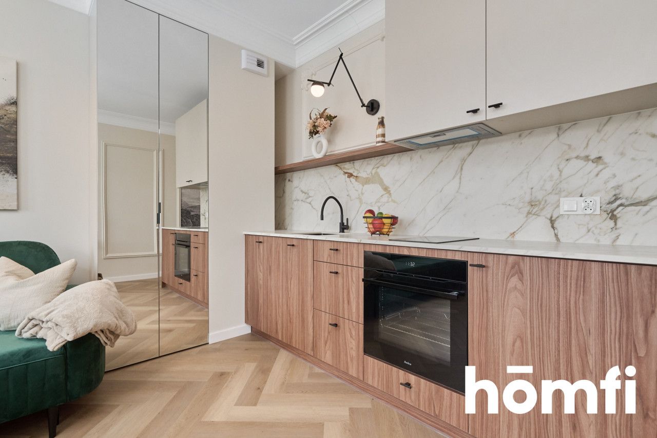 First-time rental of a luxury studio in a renovated historic building with an elevator, in the heart of Wrocław - Apartment - Rent - Wrocław, Stare Miasto