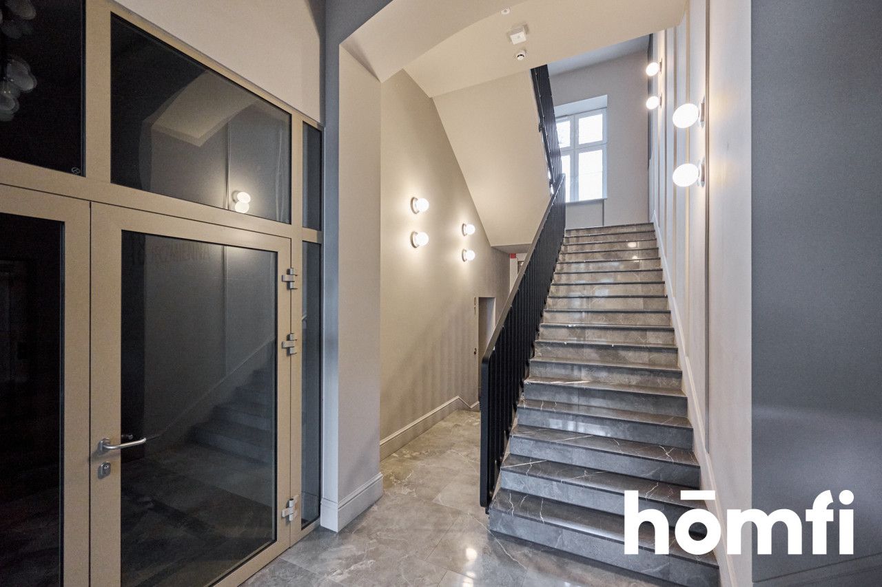 First-time rental of a luxury studio in a renovated historic building with an elevator, in the heart of Wrocław - Apartment - Rent - Wrocław, Stare Miasto