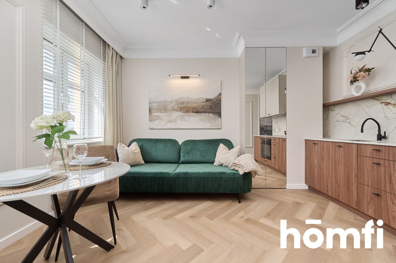 First-time rental of a luxury studio in a renovated historic building with an elevator, in the heart of Wrocław - Apartment - Rent - Wrocław, Stare Miasto