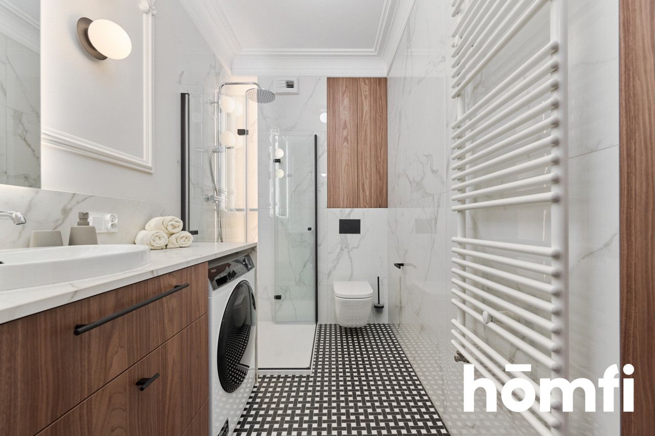 First-time rental of a luxury studio in a renovated historic building with an elevator, in the heart of Wrocław - Apartment - Rent - Wrocław, Stare Miasto