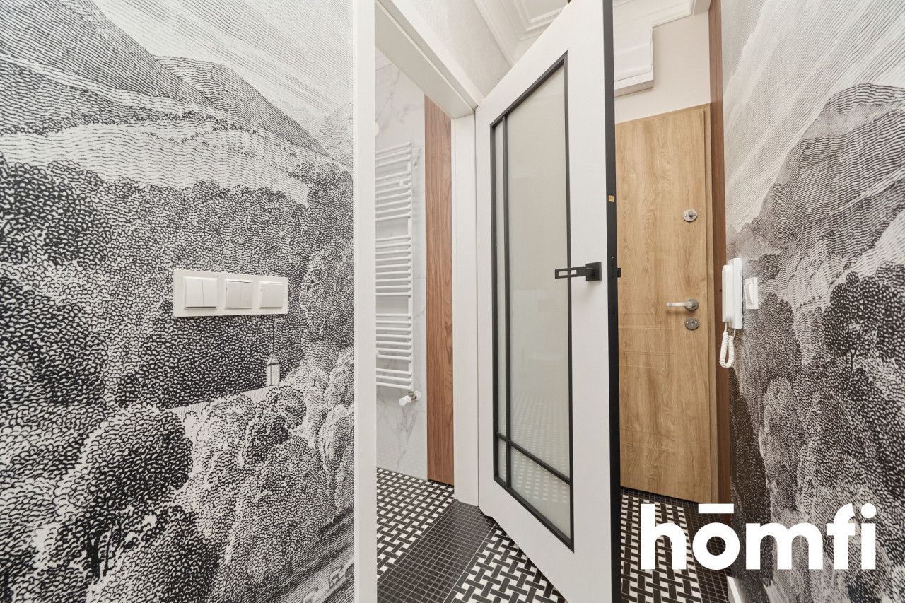 First-time rental of a luxury studio in a renovated historic building with an elevator, in the heart of Wrocław - Apartment - Rent - Wrocław, Stare Miasto