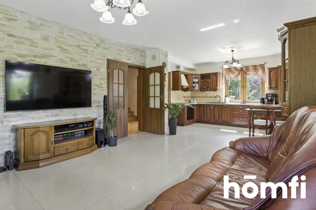 A timeless house with a beautiful garden - Дім - Продаж - Radom, Rajec Poduchowny