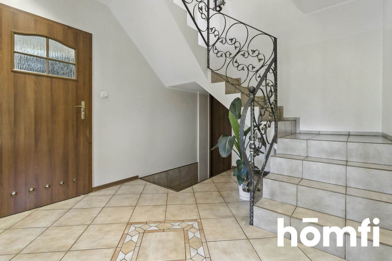 A timeless house with a beautiful garden - Дім - Продаж - Radom, Rajec Poduchowny