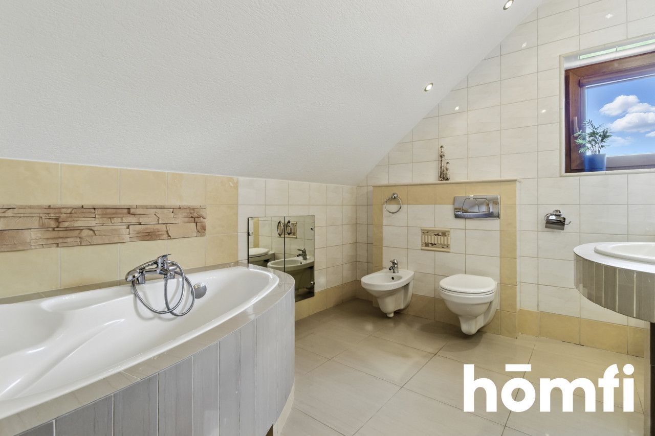 A timeless house with a beautiful garden - Дім - Продаж - Radom, Rajec Poduchowny