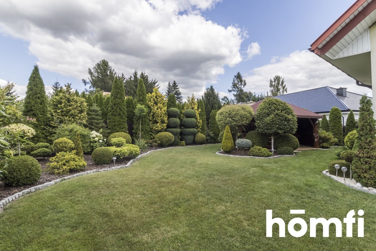 A timeless house with a beautiful garden - Дім - Продаж - Radom, Rajec Poduchowny