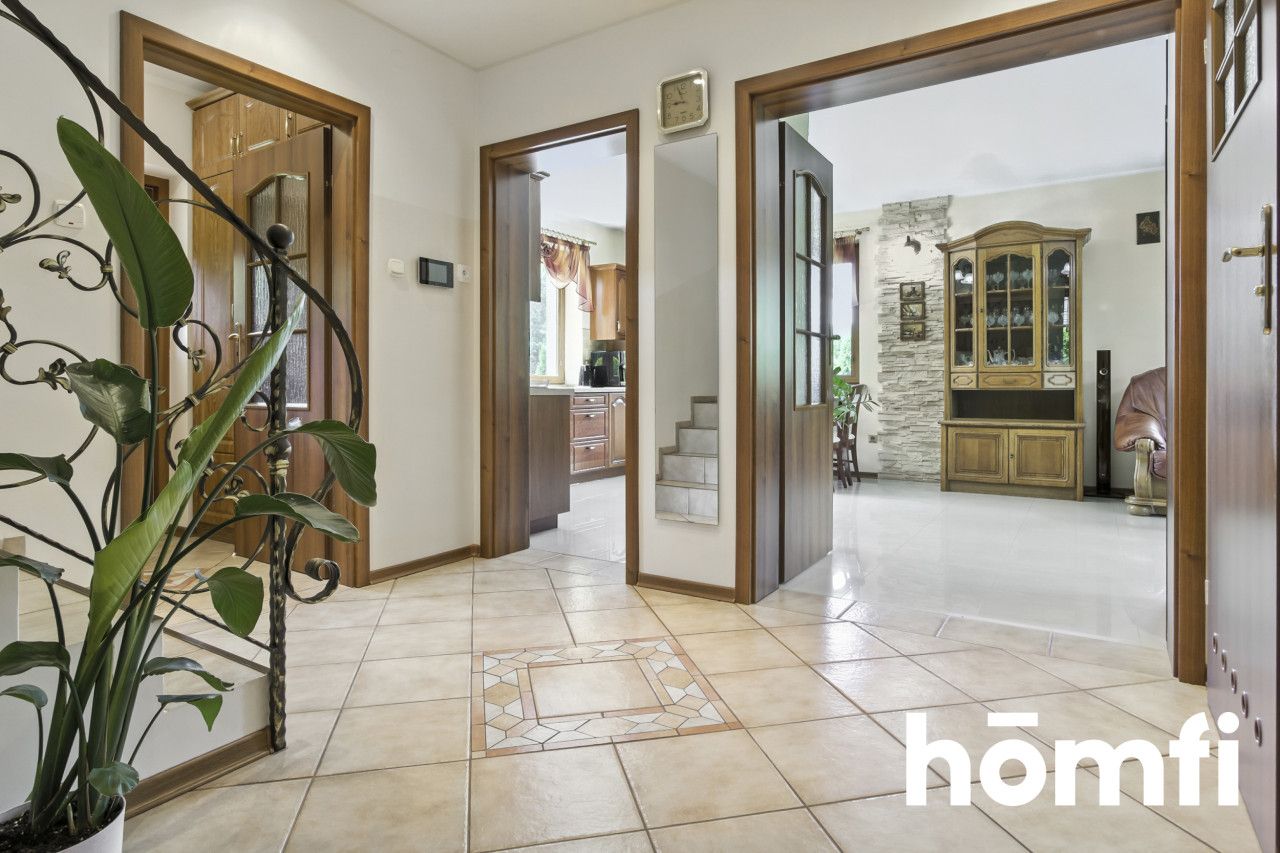 A timeless house with a beautiful garden - Дім - Продаж - Radom, Rajec Poduchowny