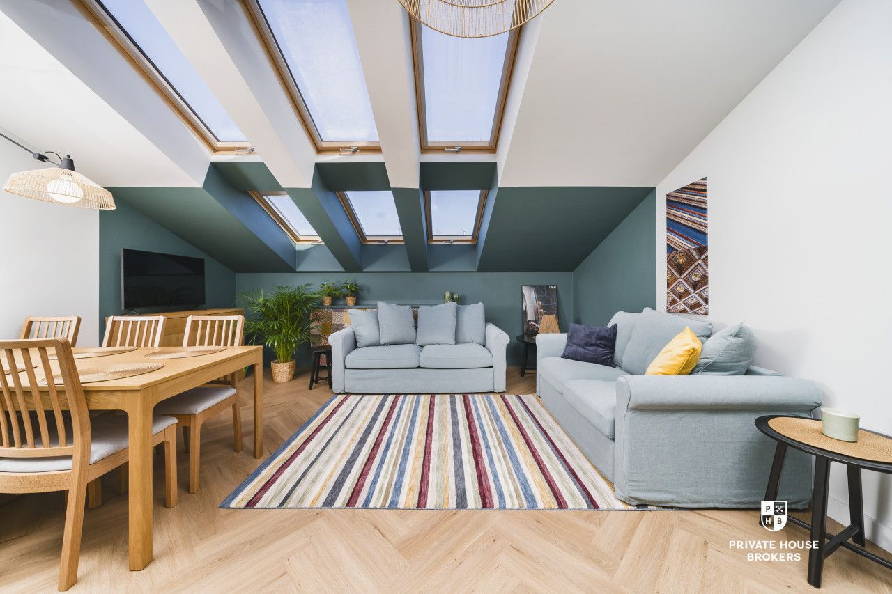 Unique Top-Floor Apartment in a Renovated Tenement House on Kolberga 16 street| Old Town| Air Conditioning - Apartment - Rent - Kraków, Śródmieście / Stare Miasto