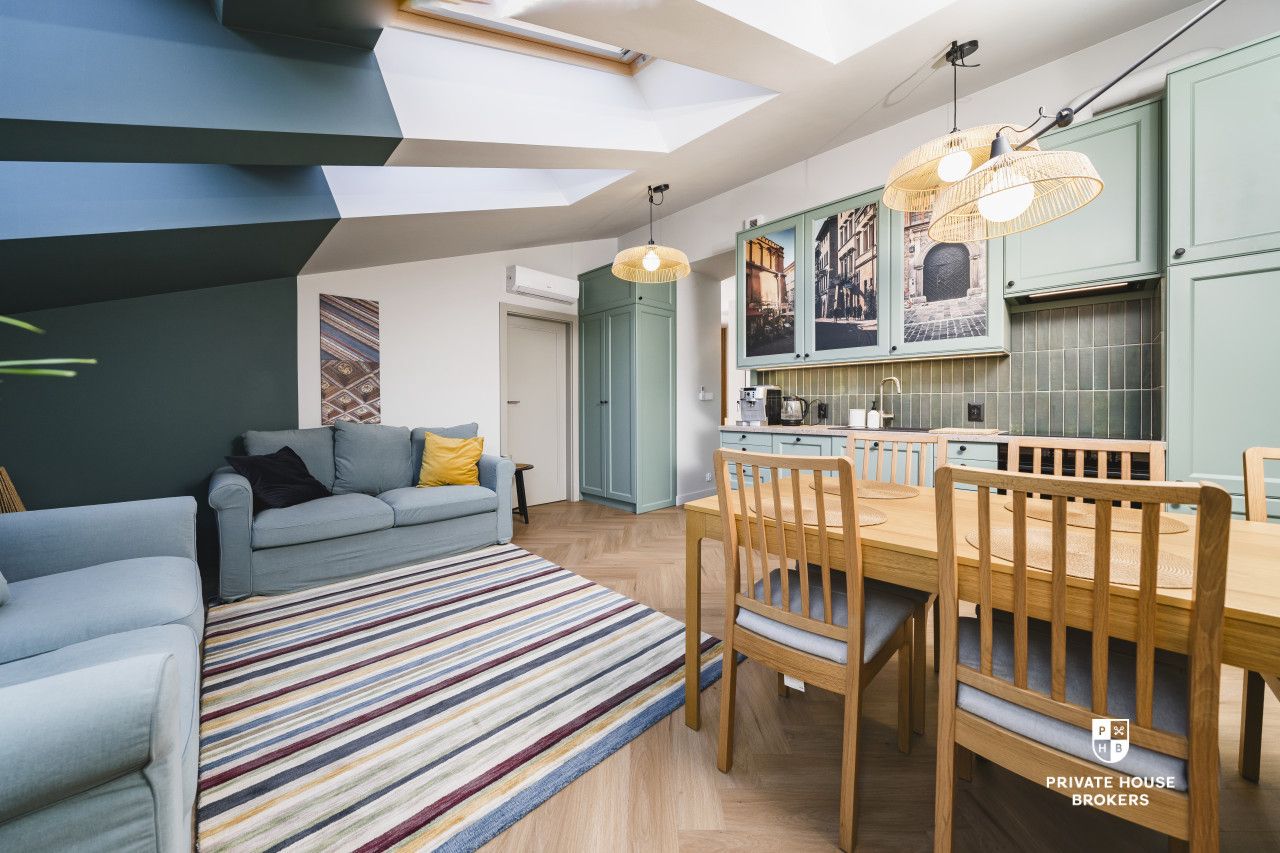 Unique Top-Floor Apartment in a Renovated Tenement House on Kolberga 16 street| Old Town| Air Conditioning - Apartment - Rent - Kraków, Śródmieście / Stare Miasto