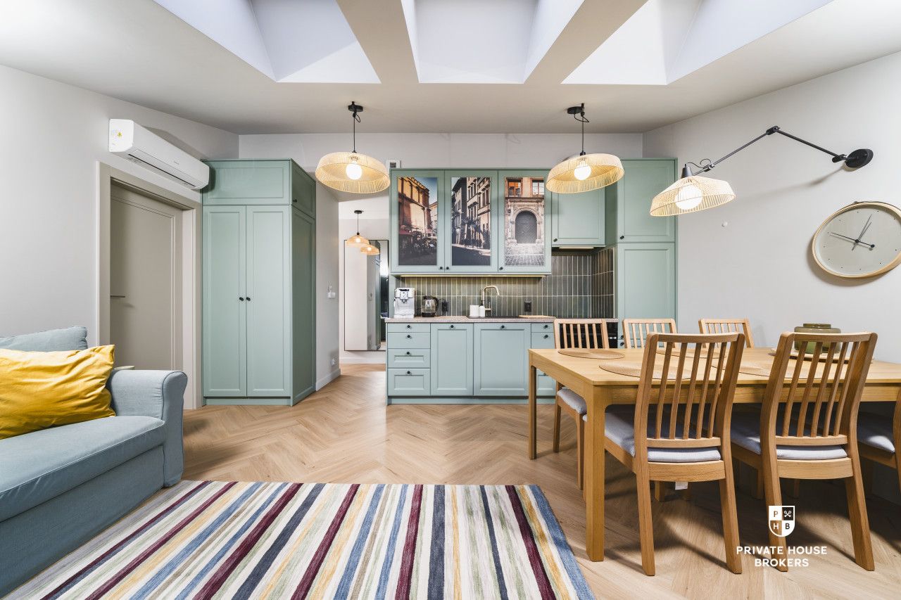 Unique Top-Floor Apartment in a Renovated Tenement House on Kolberga 16 street| Old Town| Air Conditioning - Apartment - Rent - Kraków, Śródmieście / Stare Miasto