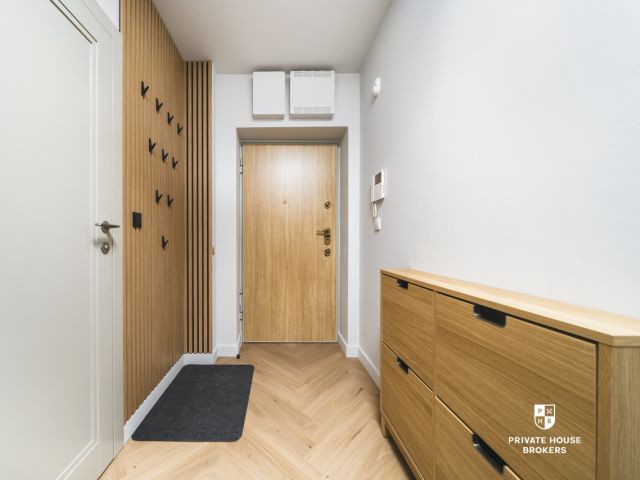 Unique Top-Floor Apartment in a Renovated Tenement House on Kolberga 16 street| Old Town| Air Conditioning - Apartment - Rent - Kraków, Śródmieście / Stare Miasto