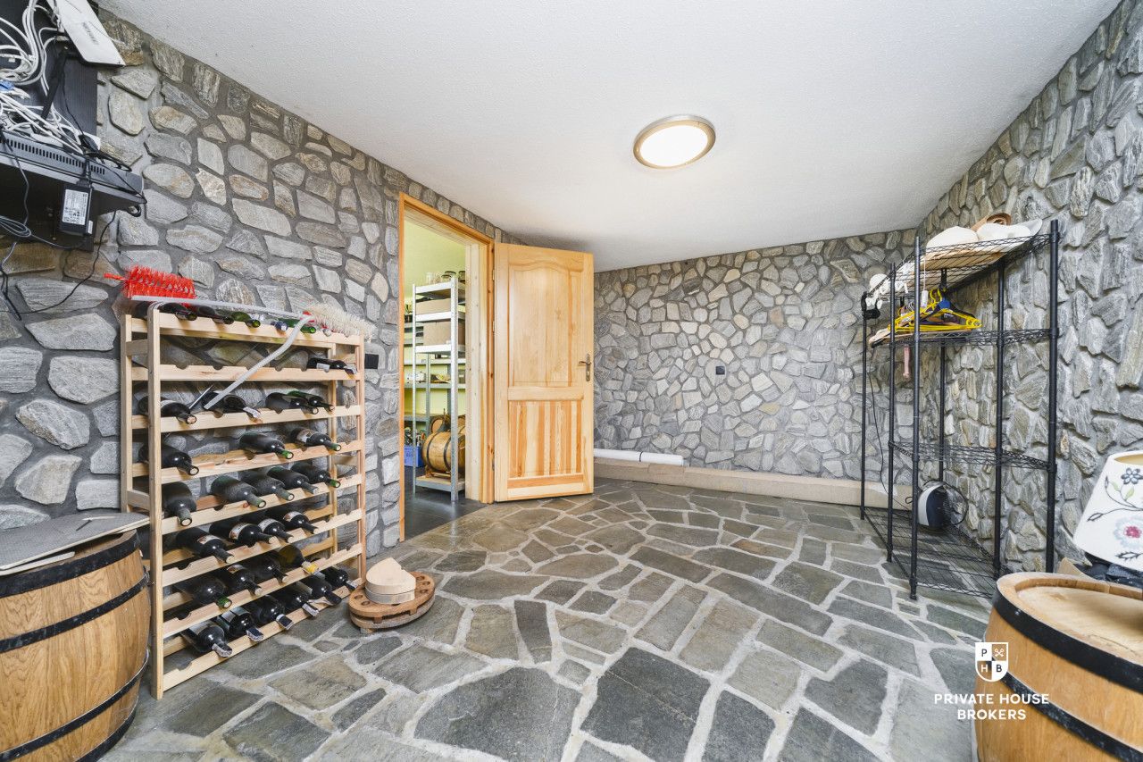 A unique house for sale in Dąbrówka Szczepanowska – right next to the observation tower - Будинок - Продаж - Tarnowski, Pleśna / Dąbrówka Szczepanowska