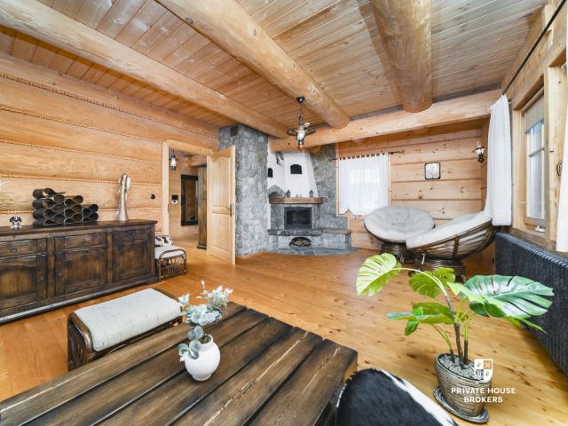 A unique house for sale in Dąbrówka Szczepanowska – right next to the observation tower - Будинок - Продаж - Tarnowski, Pleśna / Dąbrówka Szczepanowska
