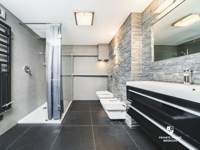 A unique house for sale in Dąbrówka Szczepanowska – right next to the observation tower - Будинок - Продаж - Tarnowski, Pleśna / Dąbrówka Szczepanowska