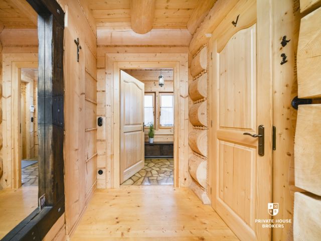 A unique house for sale in Dąbrówka Szczepanowska – right next to the observation tower - Будинок - Продаж - Tarnowski, Pleśna / Dąbrówka Szczepanowska